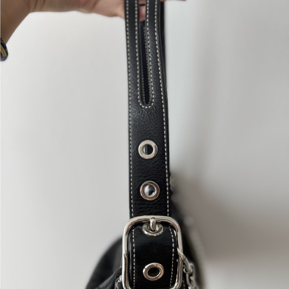 COACH Vintage Y2K Bag – Black Leather + Pearl Strap - Picture 12 of 16